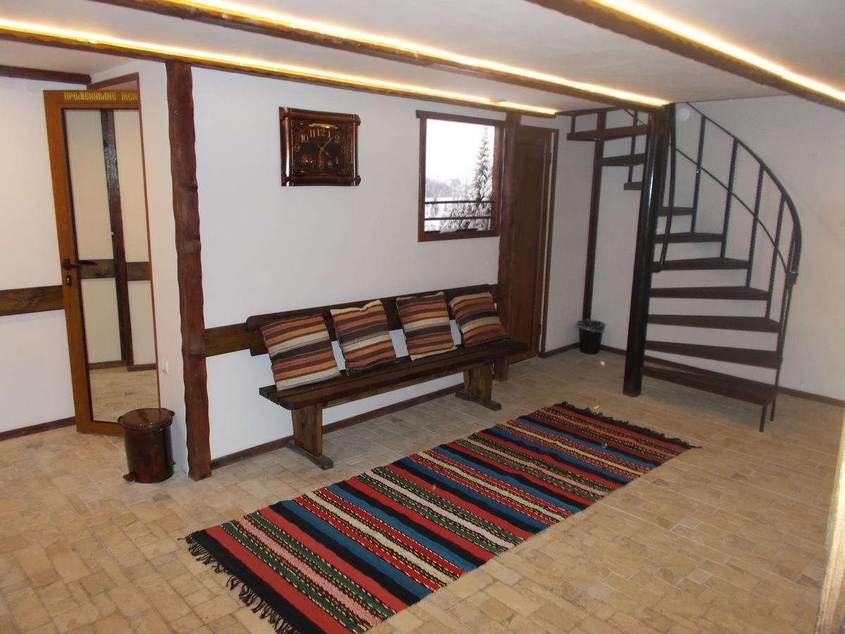 Motel Koziyat Rog Malko Tŭrnovo Exterior foto